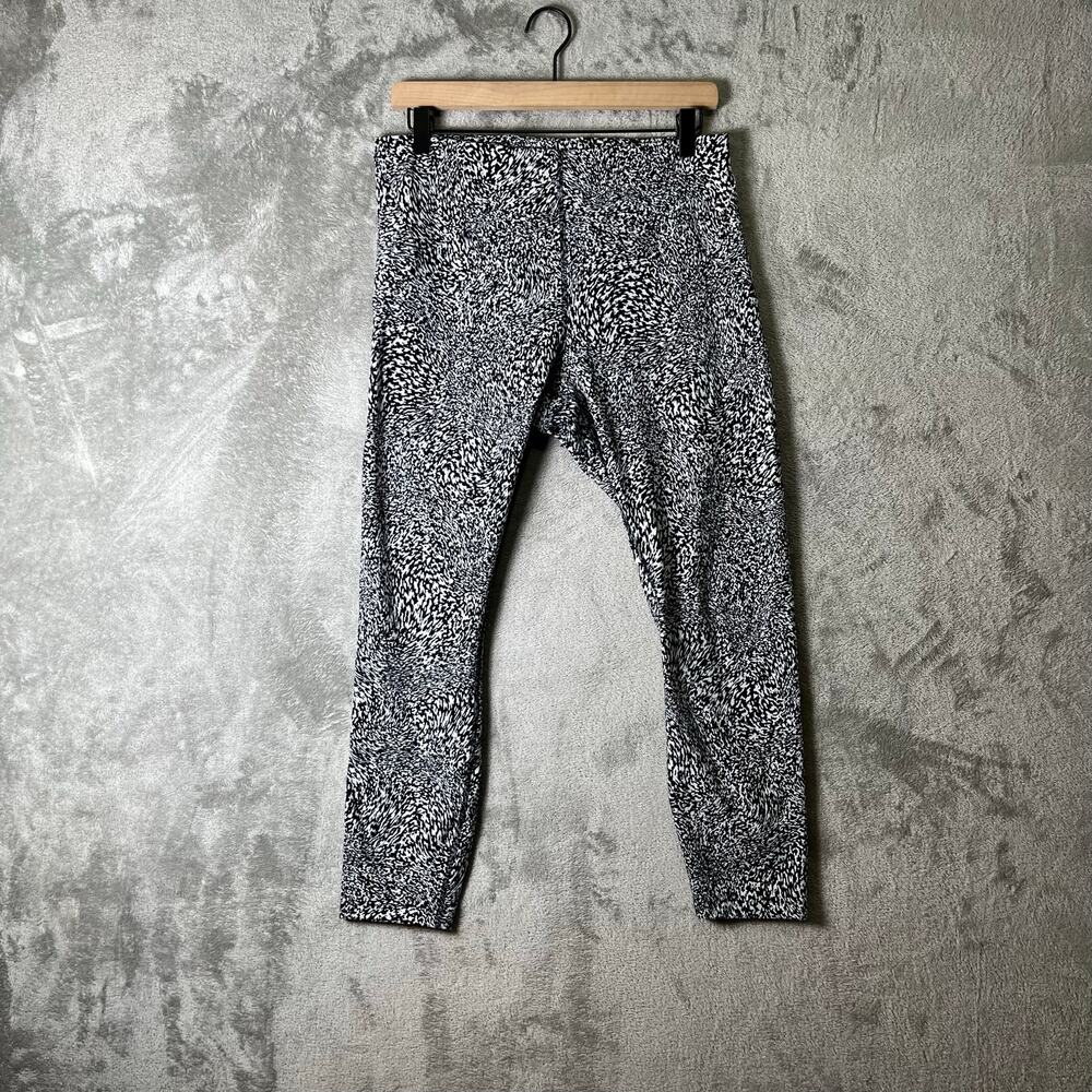 Lululemon In Still High-Rise Tight 25" Warped Grain Alpine White Black Size 12